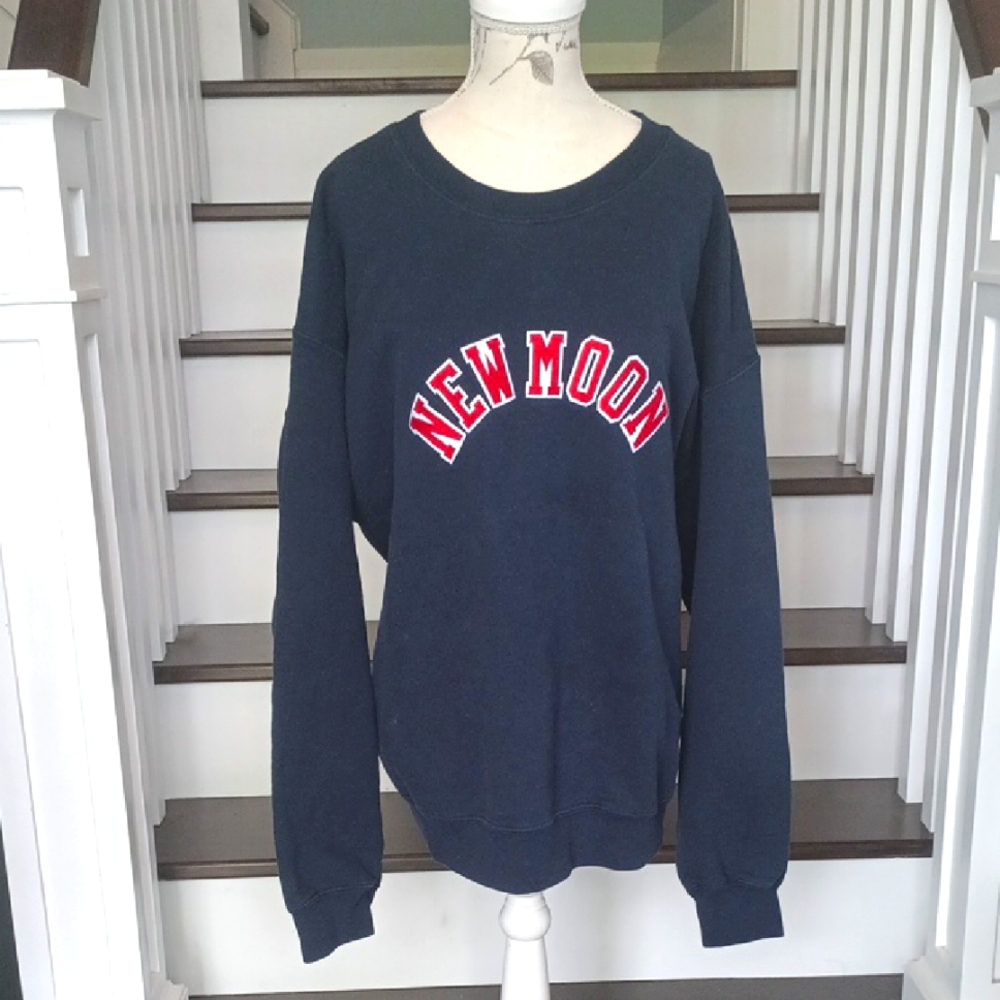 " Vintage 2000s New Moon Blue Crew Neck Sweatshirt